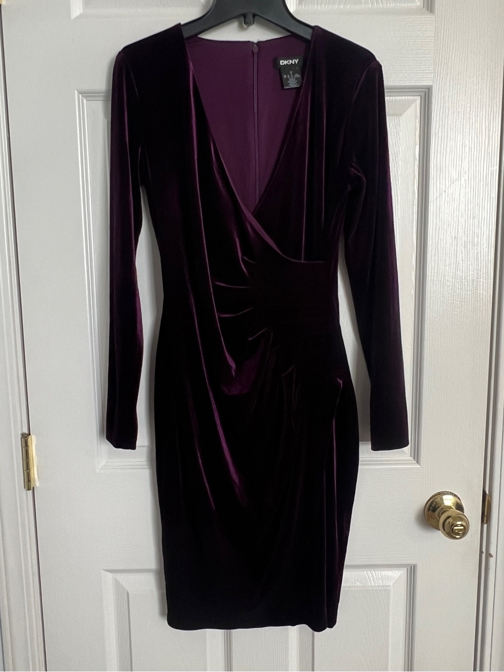 DKNY Plum Velvet Long Sleeve Faux Wrap Bodycon Mini Dress | Size 2